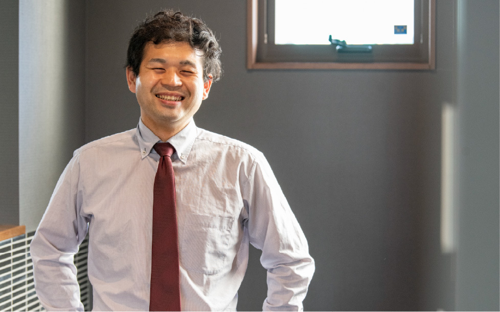 倉宗　敏也